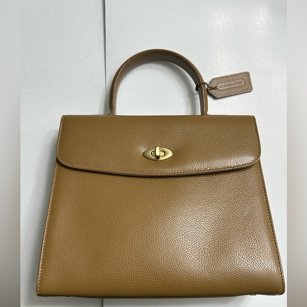 Vintage Coach Madison Biltmore - 4417